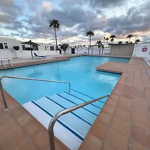 Marinos 76 Apartment